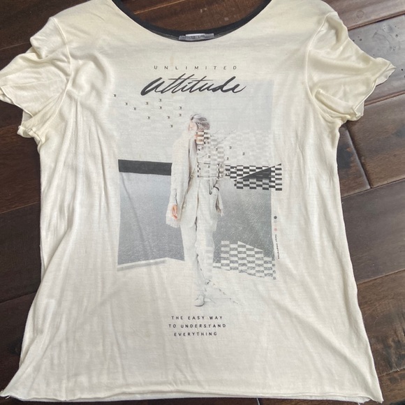 ZARA white tee-shirt - Picture 1 of 3
